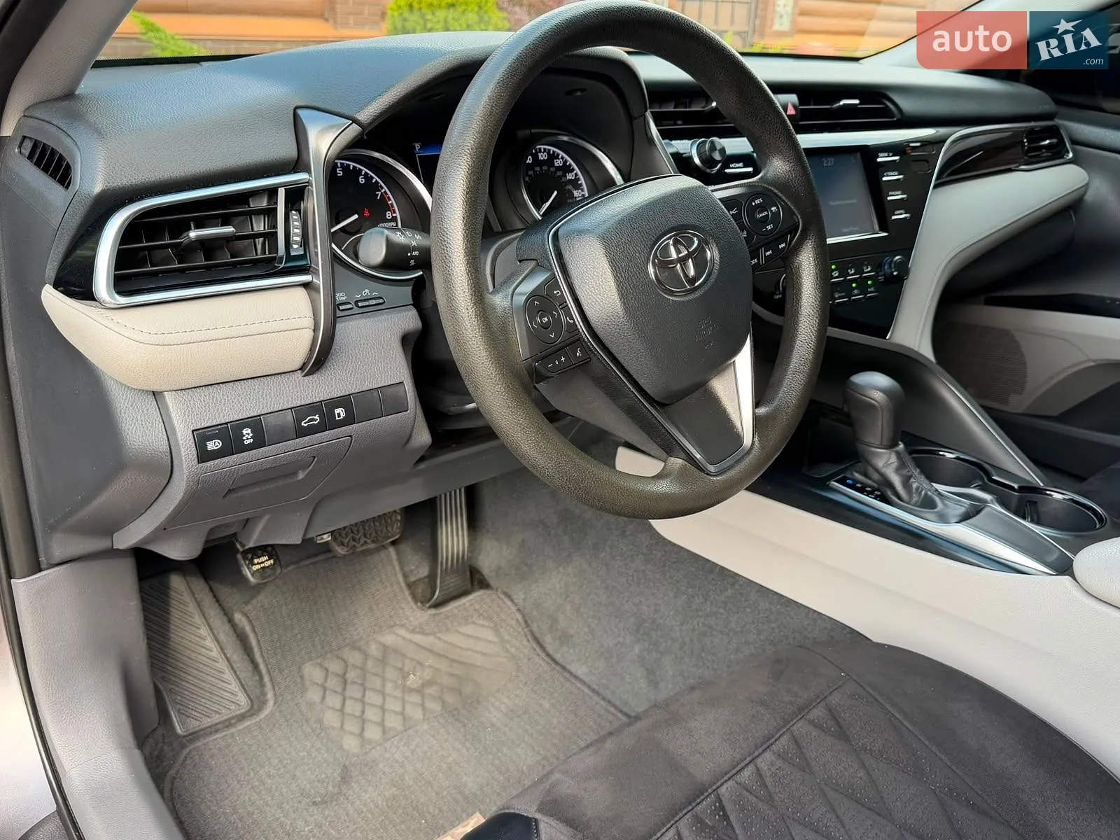 2017 Toyota Camry - мініатюра 44