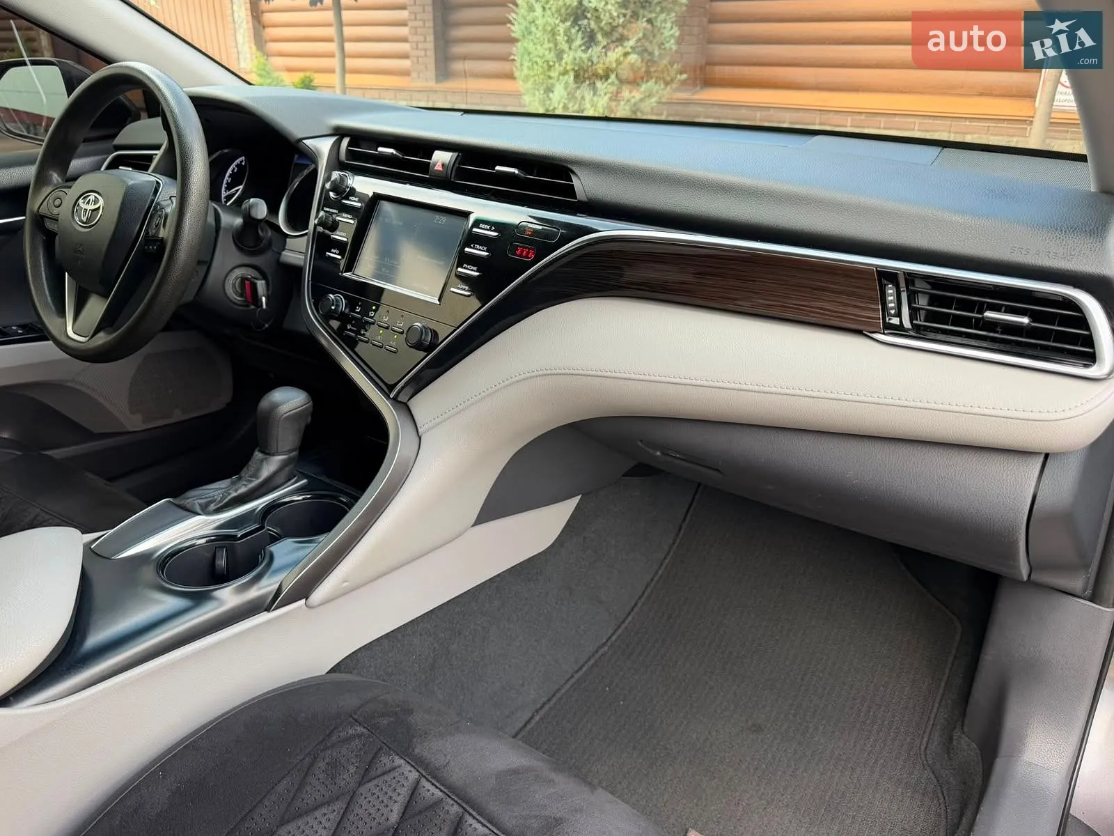 2017 Toyota Camry - мініатюра 49