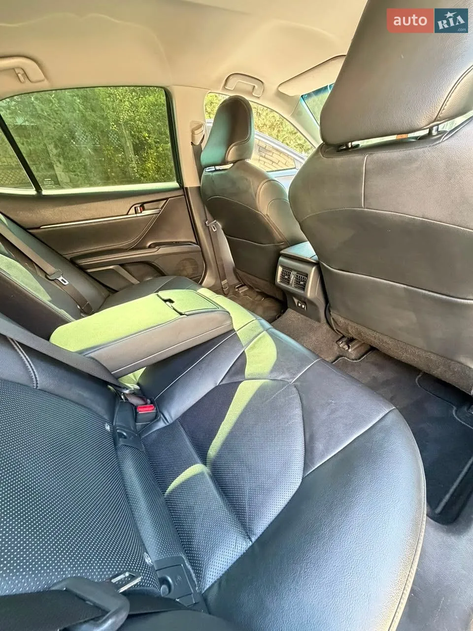 2018 Toyota Camry - мініатюра 15