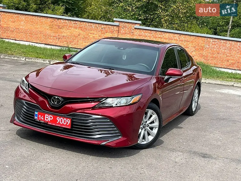 Toyota Camry 2018