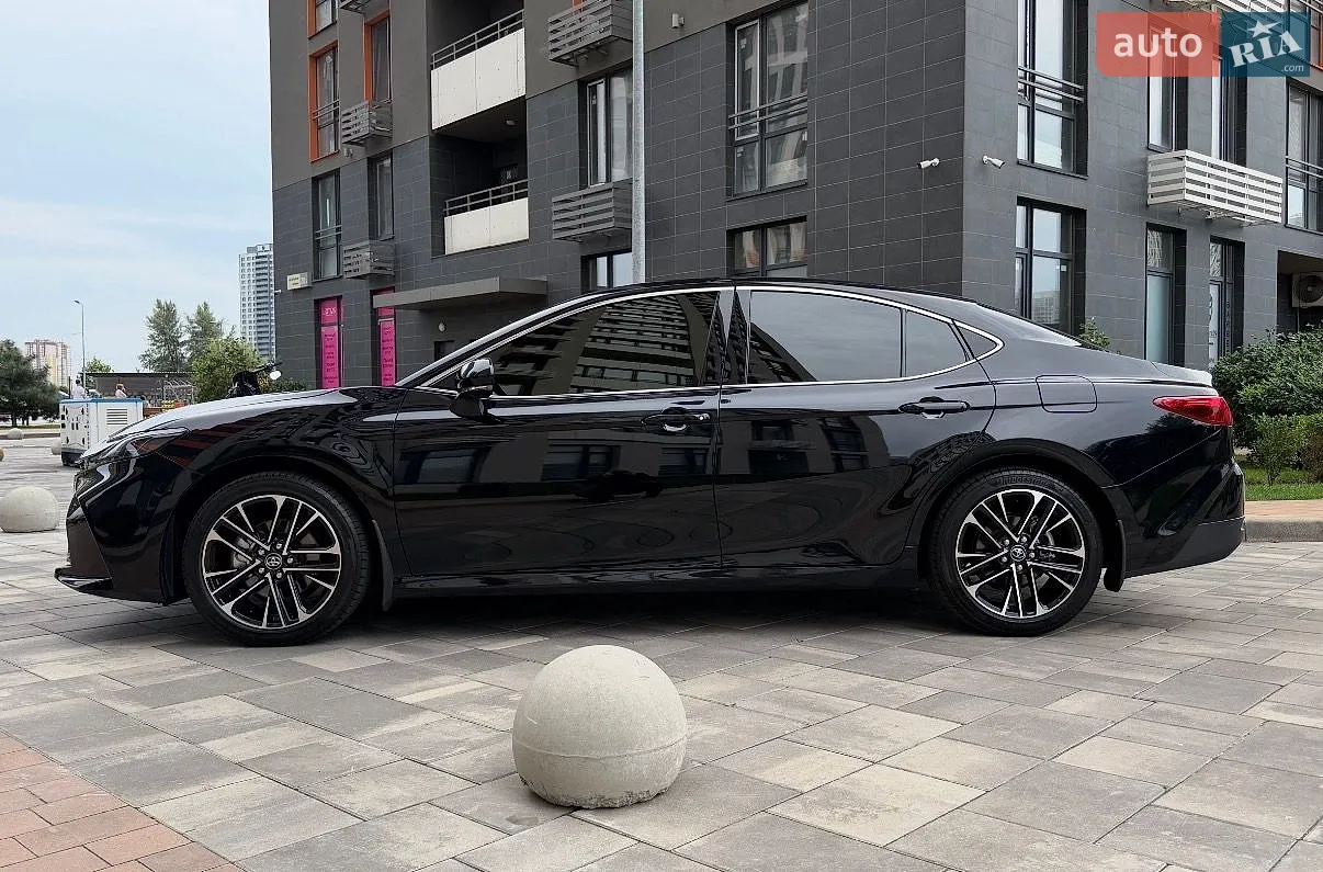 2024 Toyota Camry - мініатюра 2