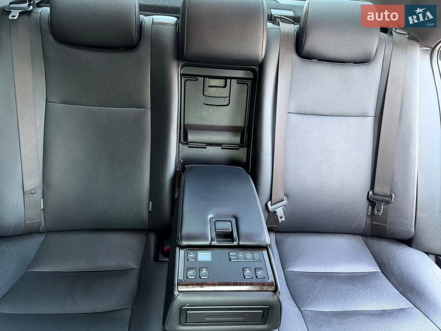 2015 Toyota Camry - мініатюра 29