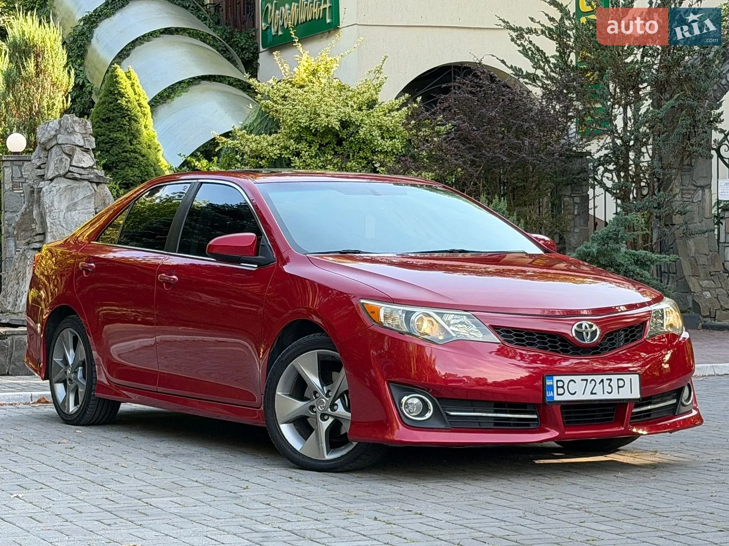 2013 Toyota Camry - мініатюра 4