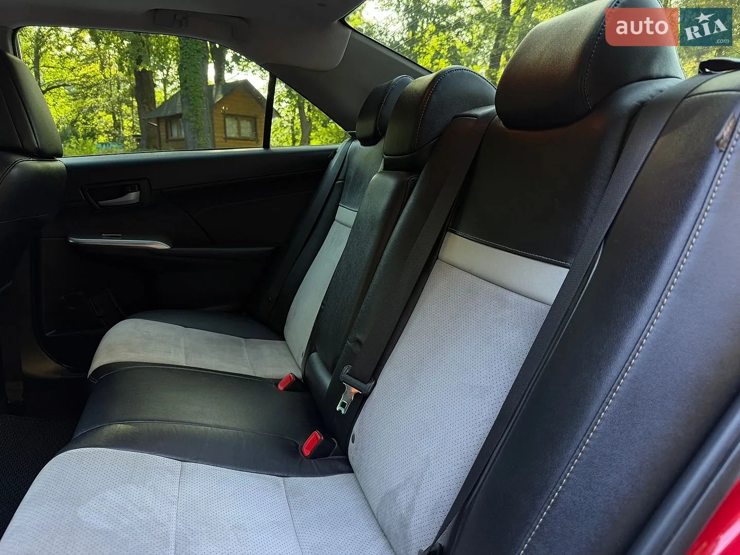 2013 Toyota Camry - мініатюра 34