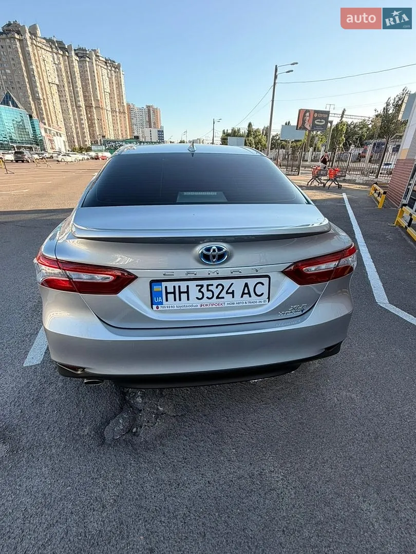 2020 Toyota Camry - мініатюра 9