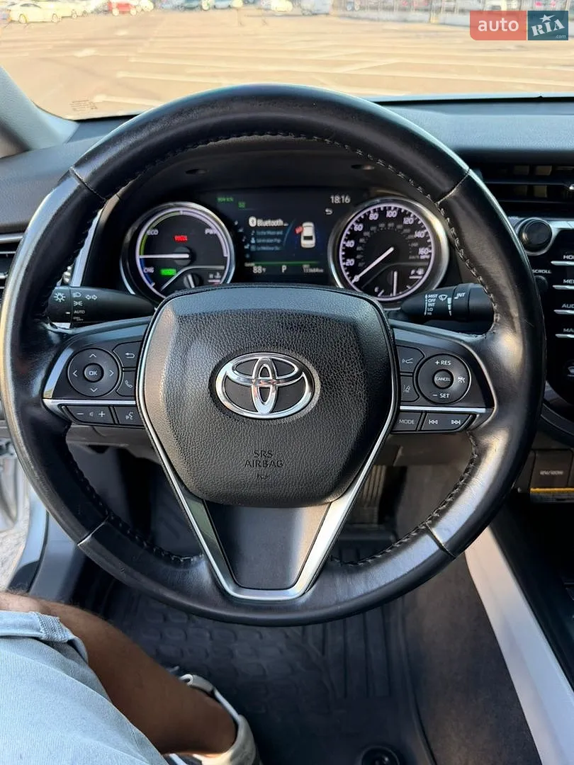 2020 Toyota Camry - мініатюра 21