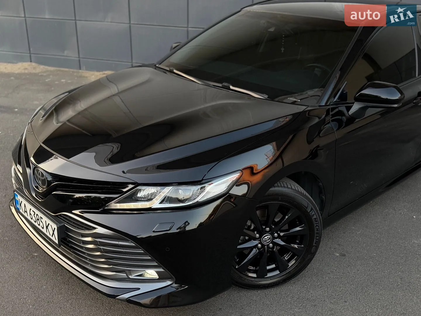 2019 Toyota Camry - мініатюра 3