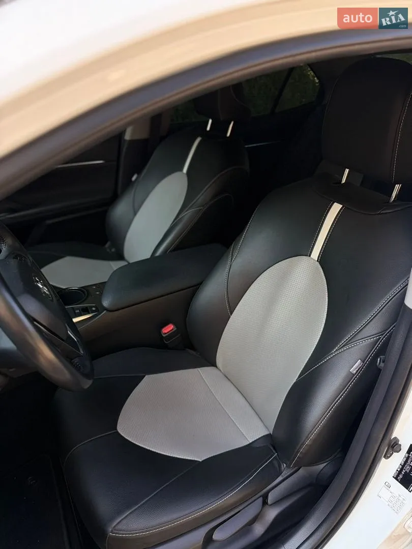 2021 Toyota Camry - мініатюра 9