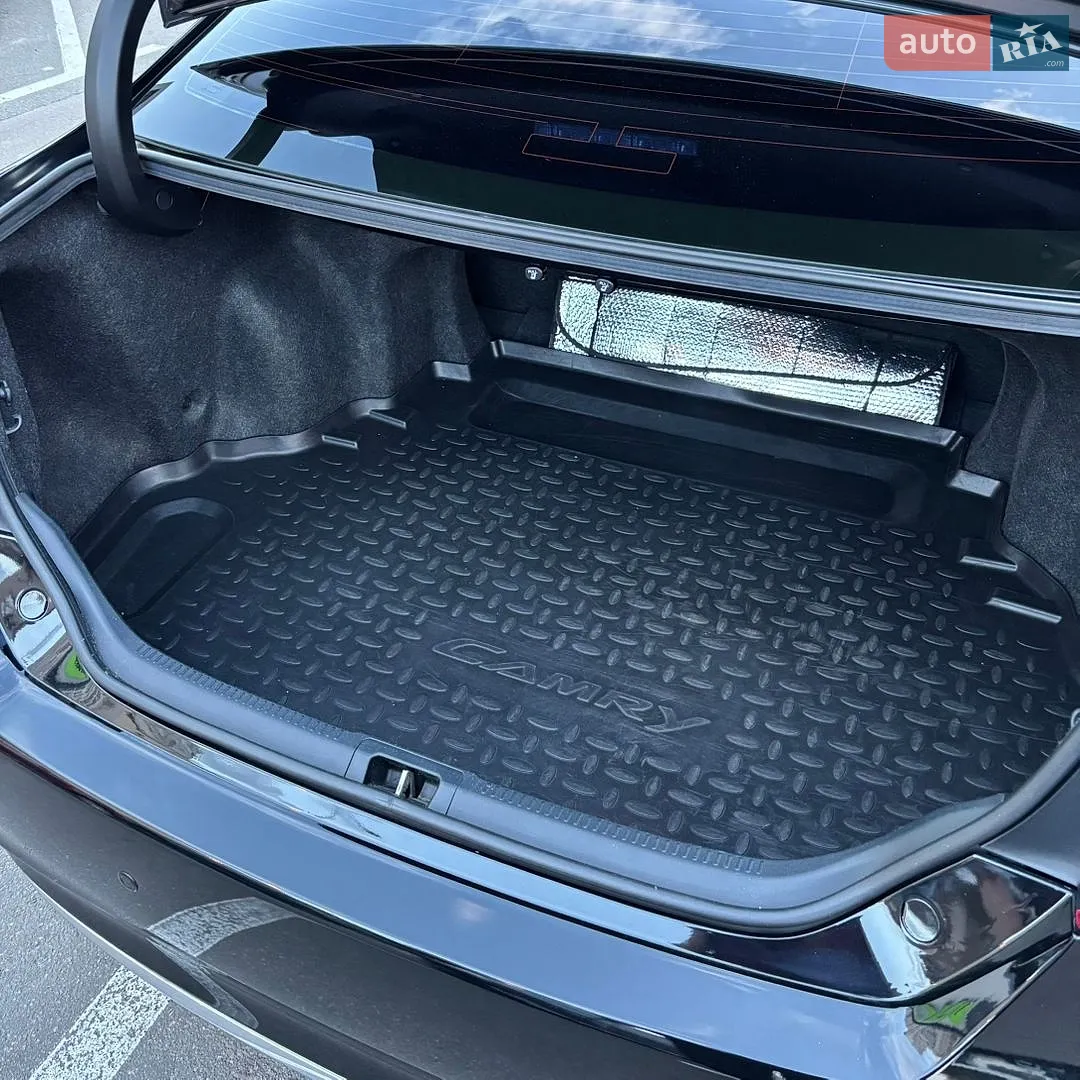 2017 Toyota Camry - мініатюра 8