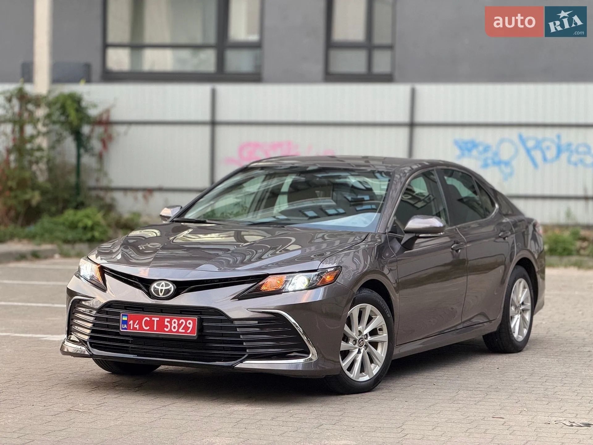 2023 Toyota Camry - мініатюра 2