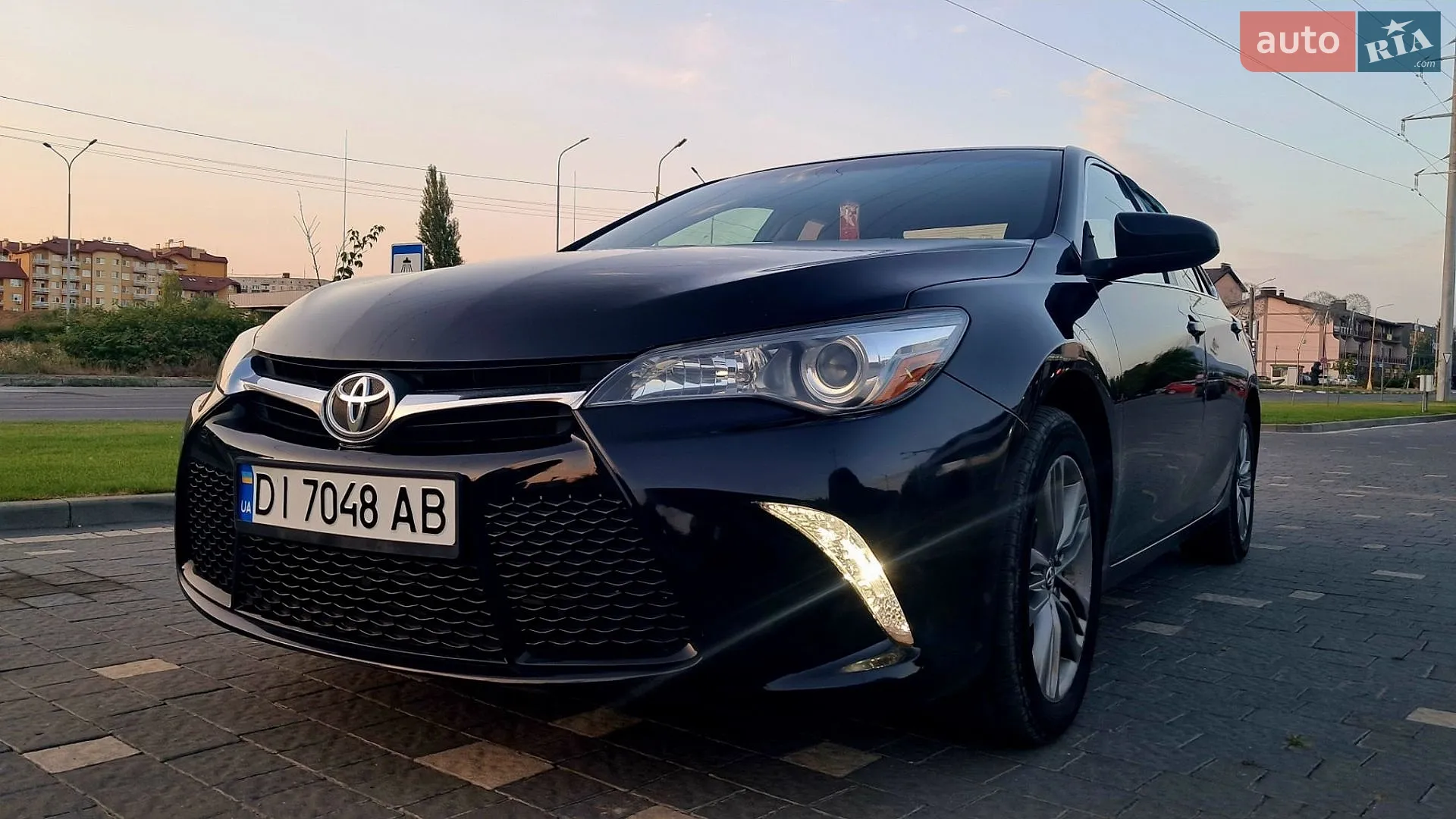 2015 Toyota Camry - мініатюра 2