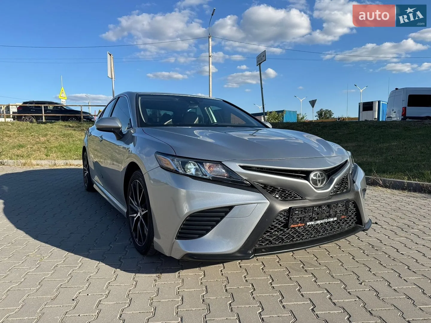 2021 Toyota Camry - мініатюра 4