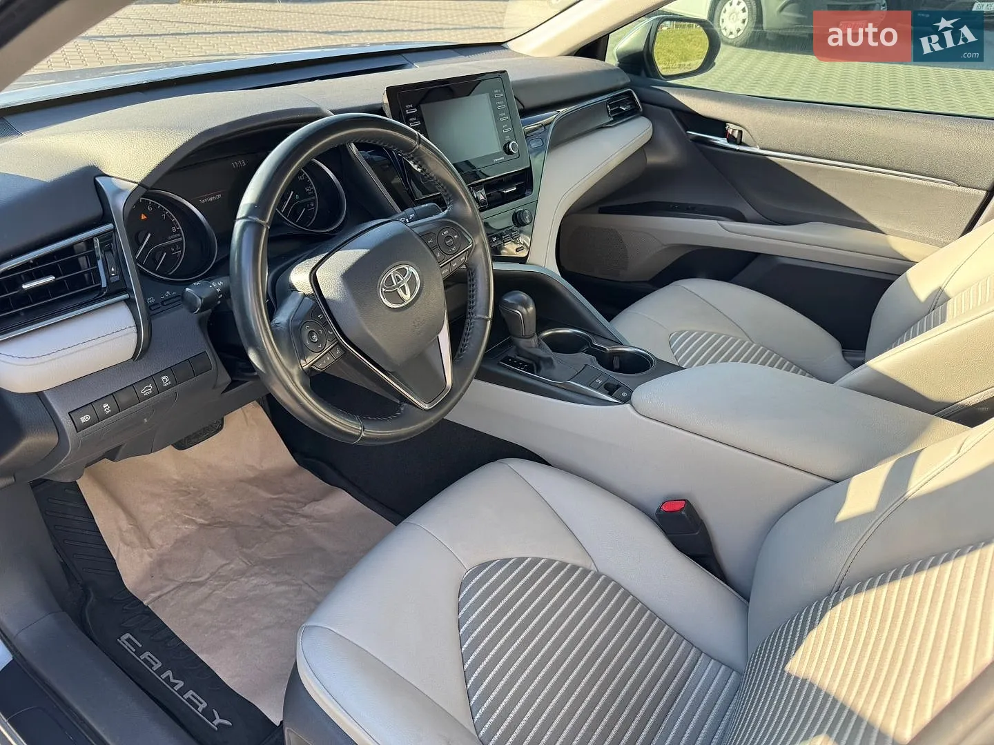 2021 Toyota Camry - мініатюра 13