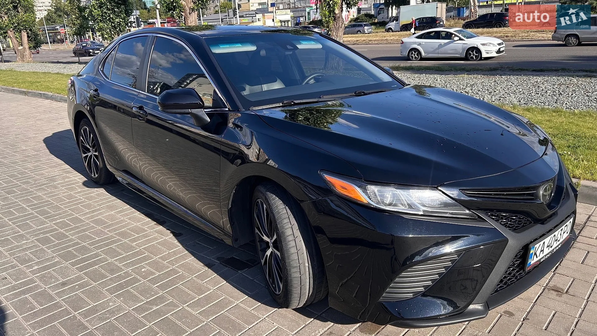 2019 Toyota Camry - мініатюра 3