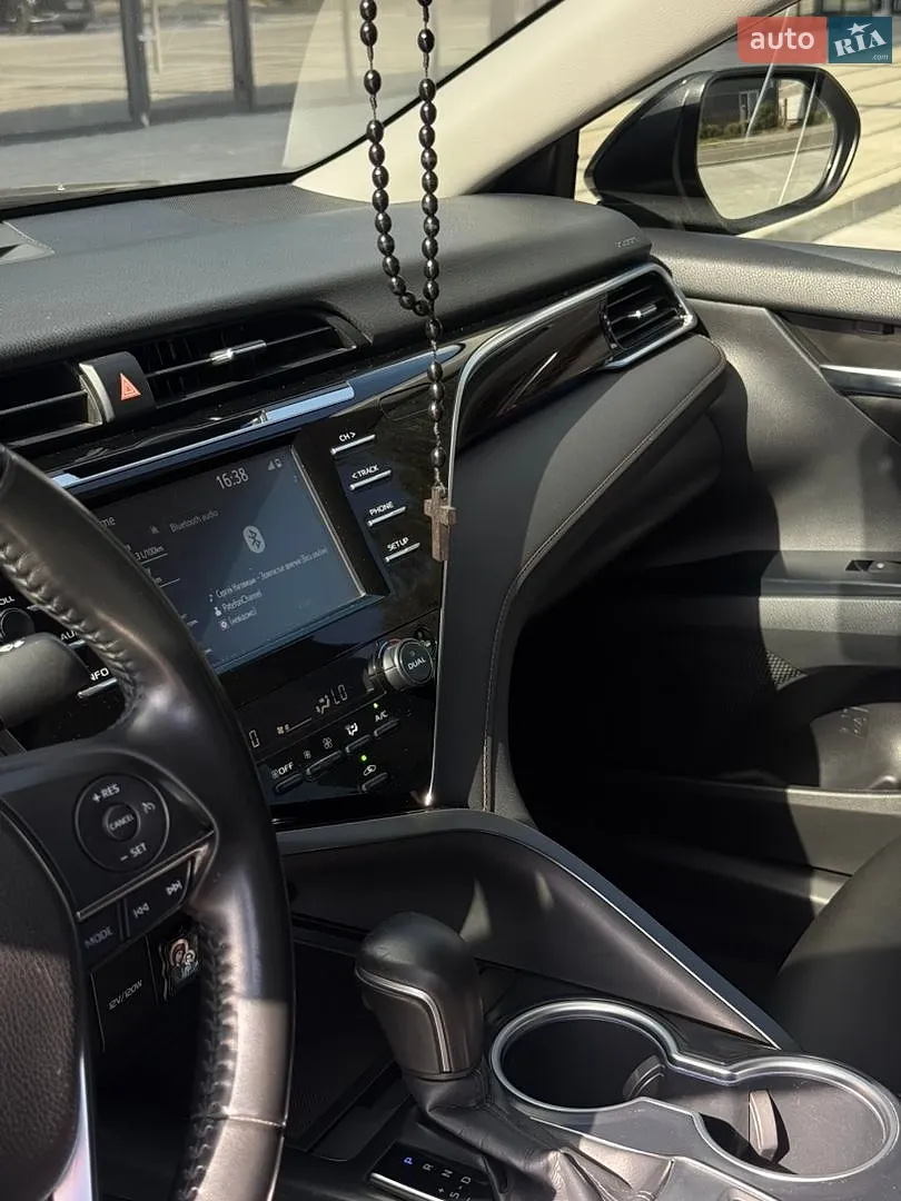 2018 Toyota Camry - мініатюра 14