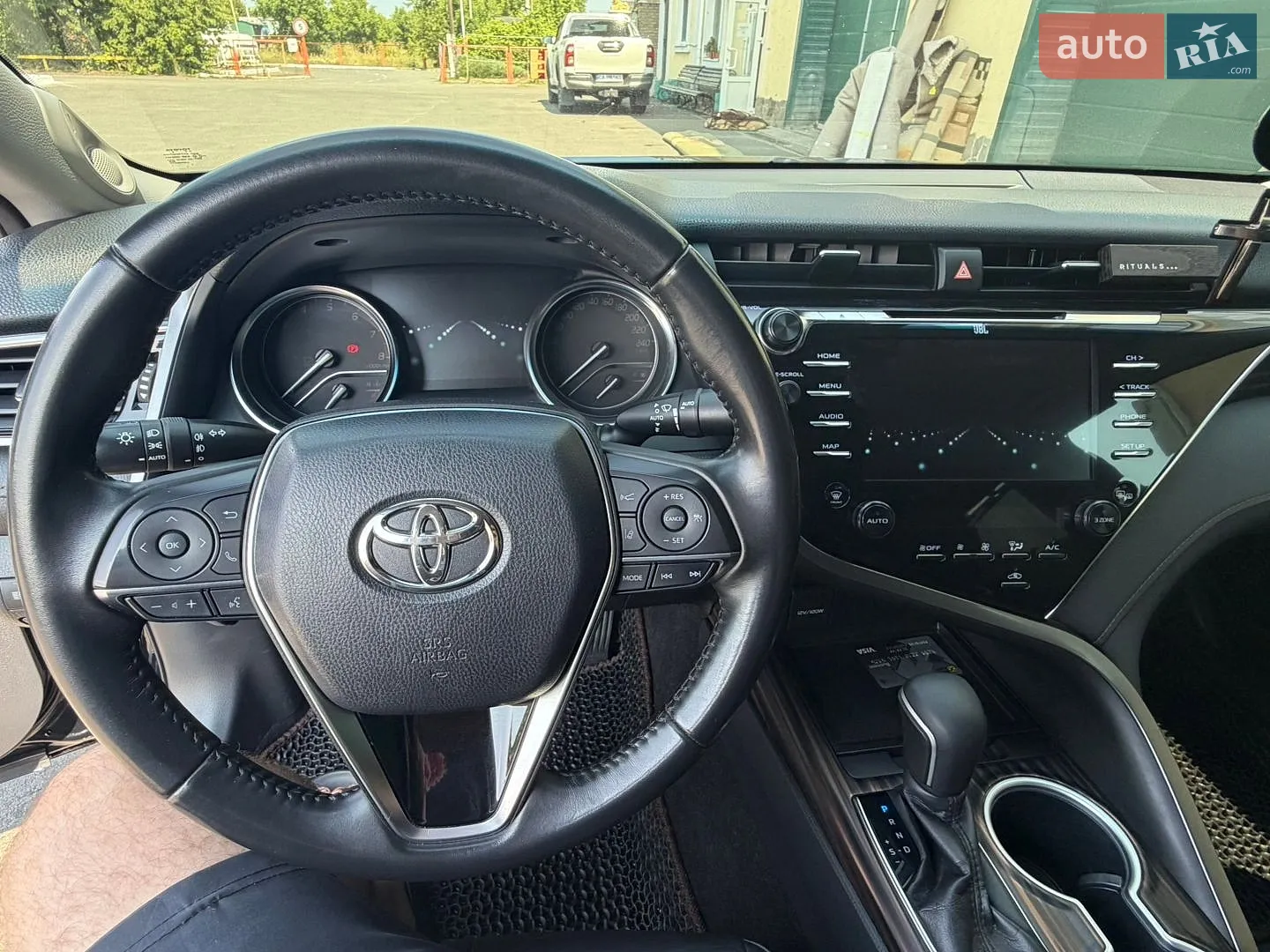 2017 Toyota Camry - мініатюра 8