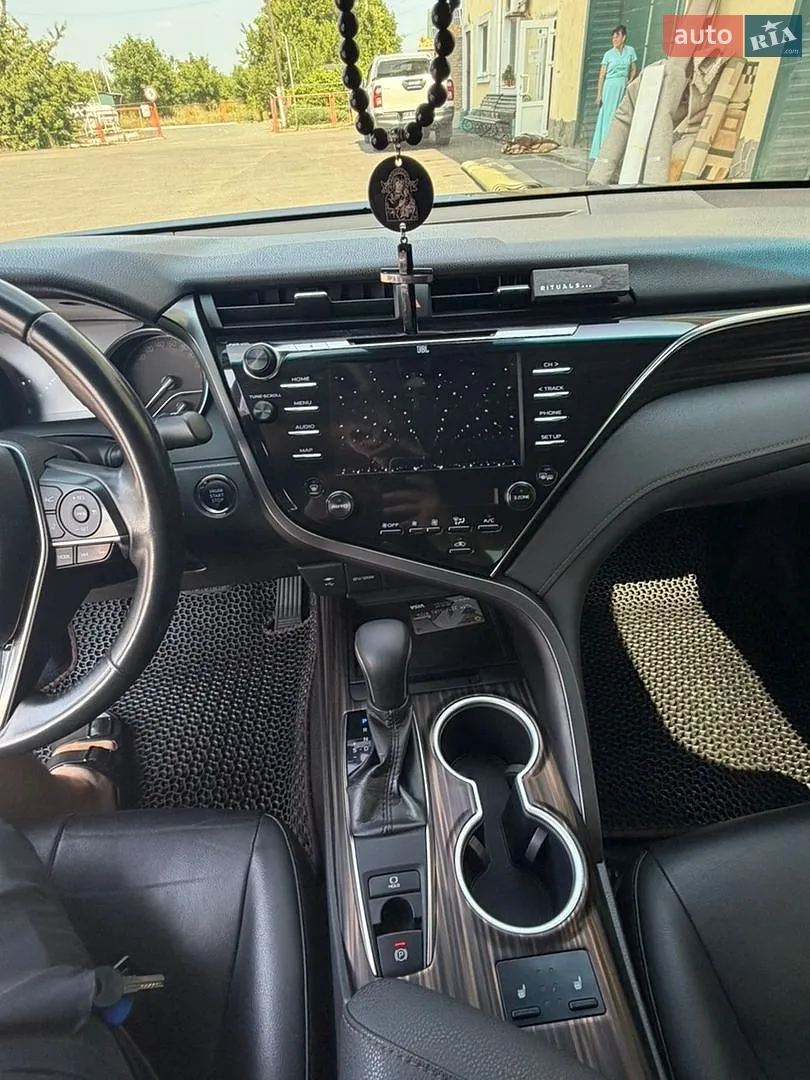 2017 Toyota Camry - мініатюра 9