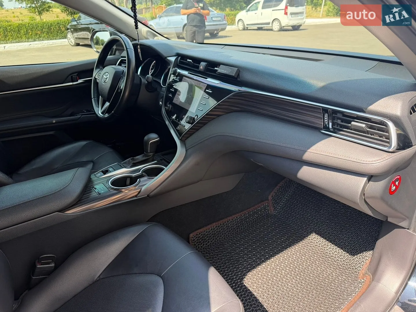 2017 Toyota Camry - мініатюра 12