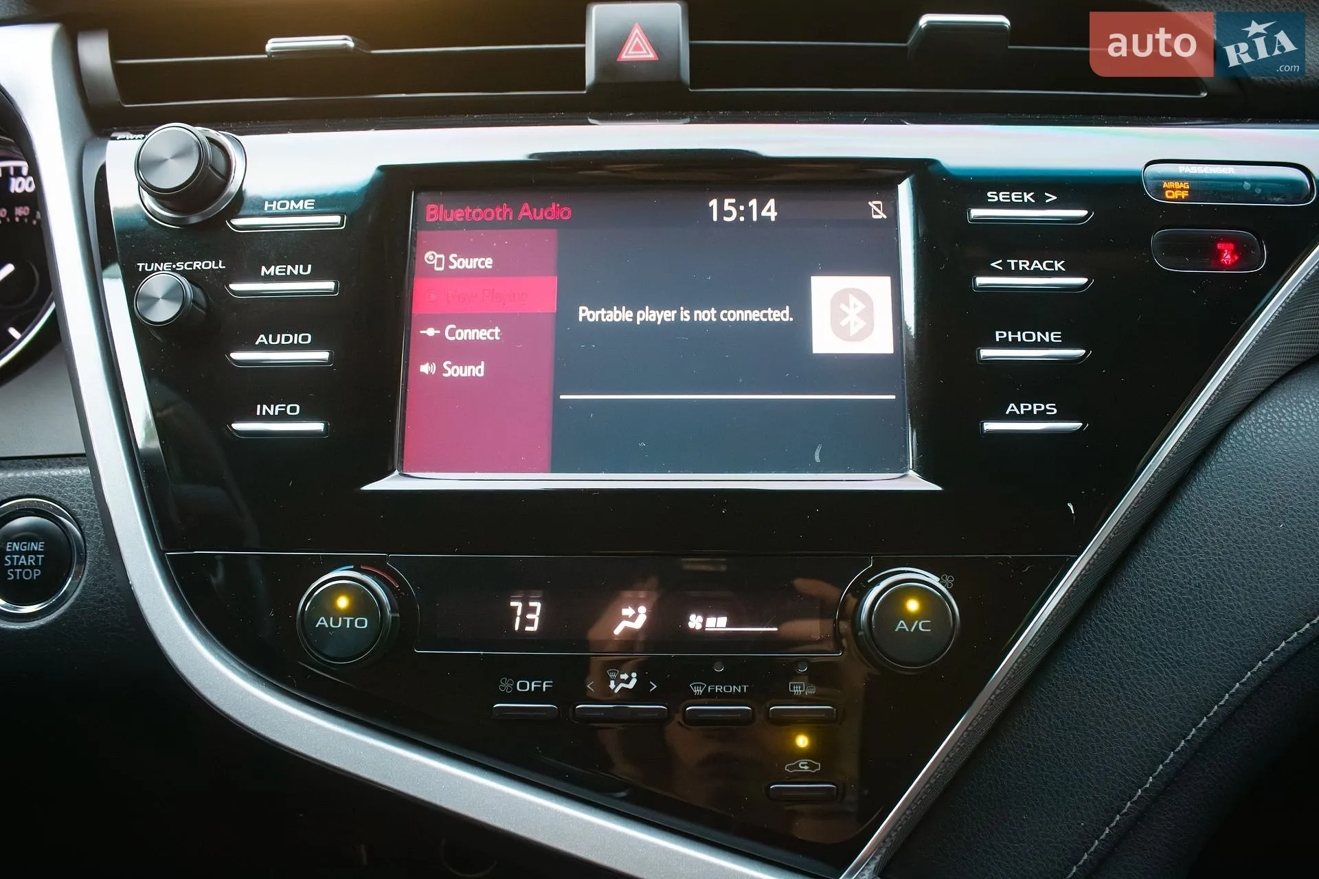 2018 Toyota Camry - мініатюра 18