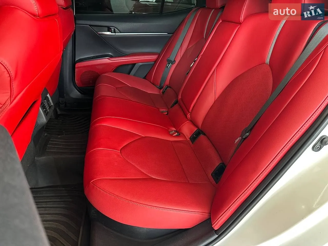 2022 Toyota Camry - мініатюра 24