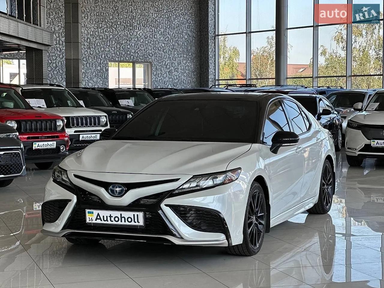 2022 Toyota Camry - мініатюра 2