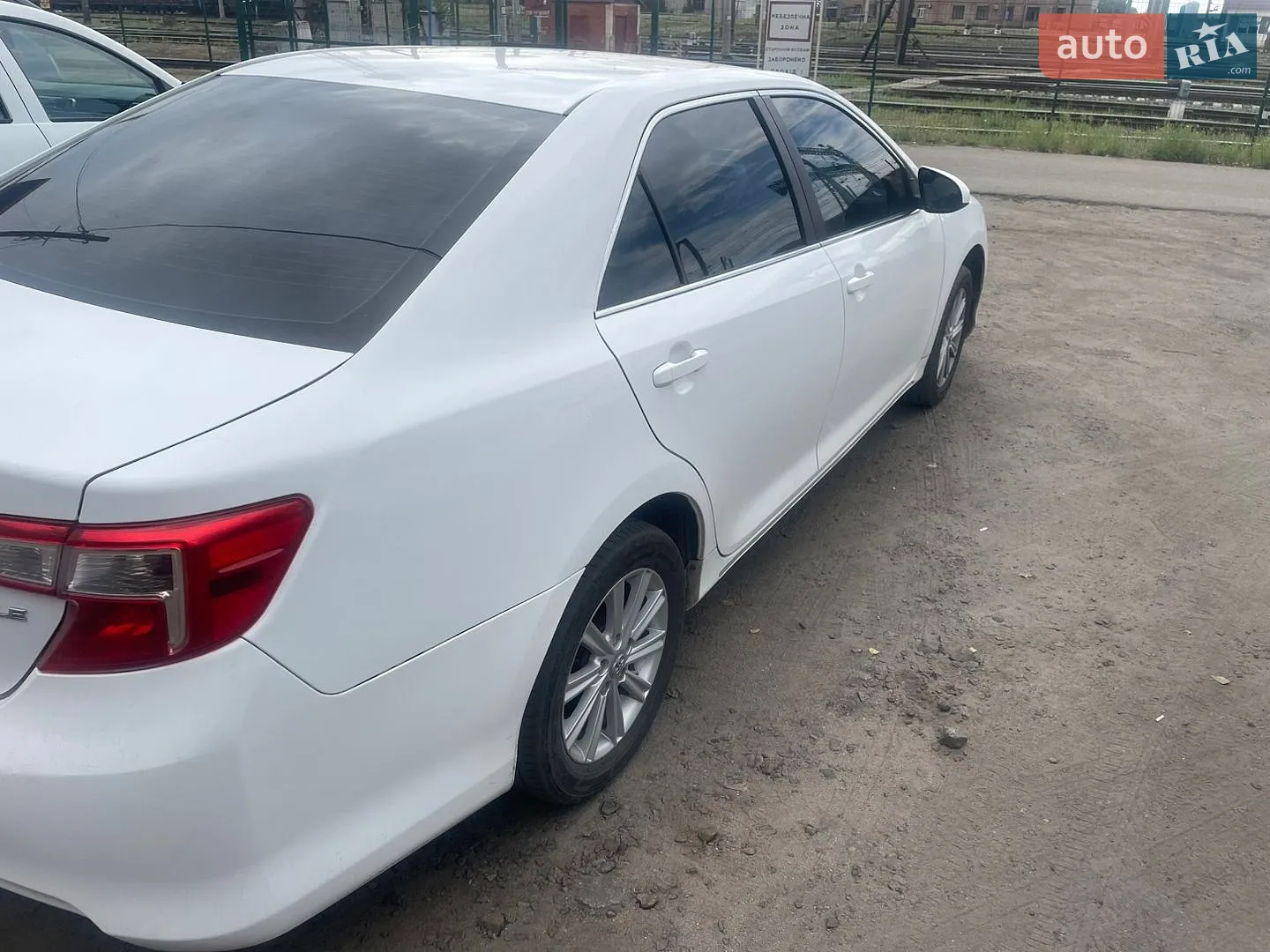2013 Toyota Camry - мініатюра 3
