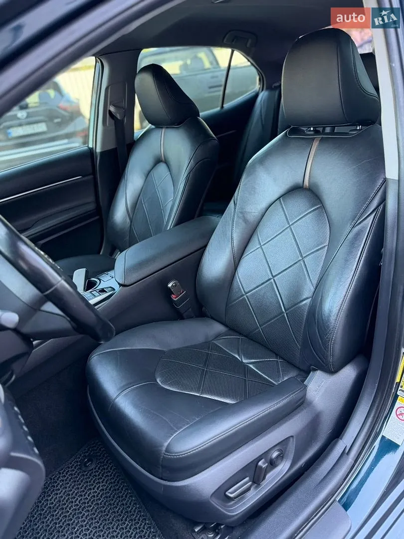 2018 Toyota Camry - мініатюра 8
