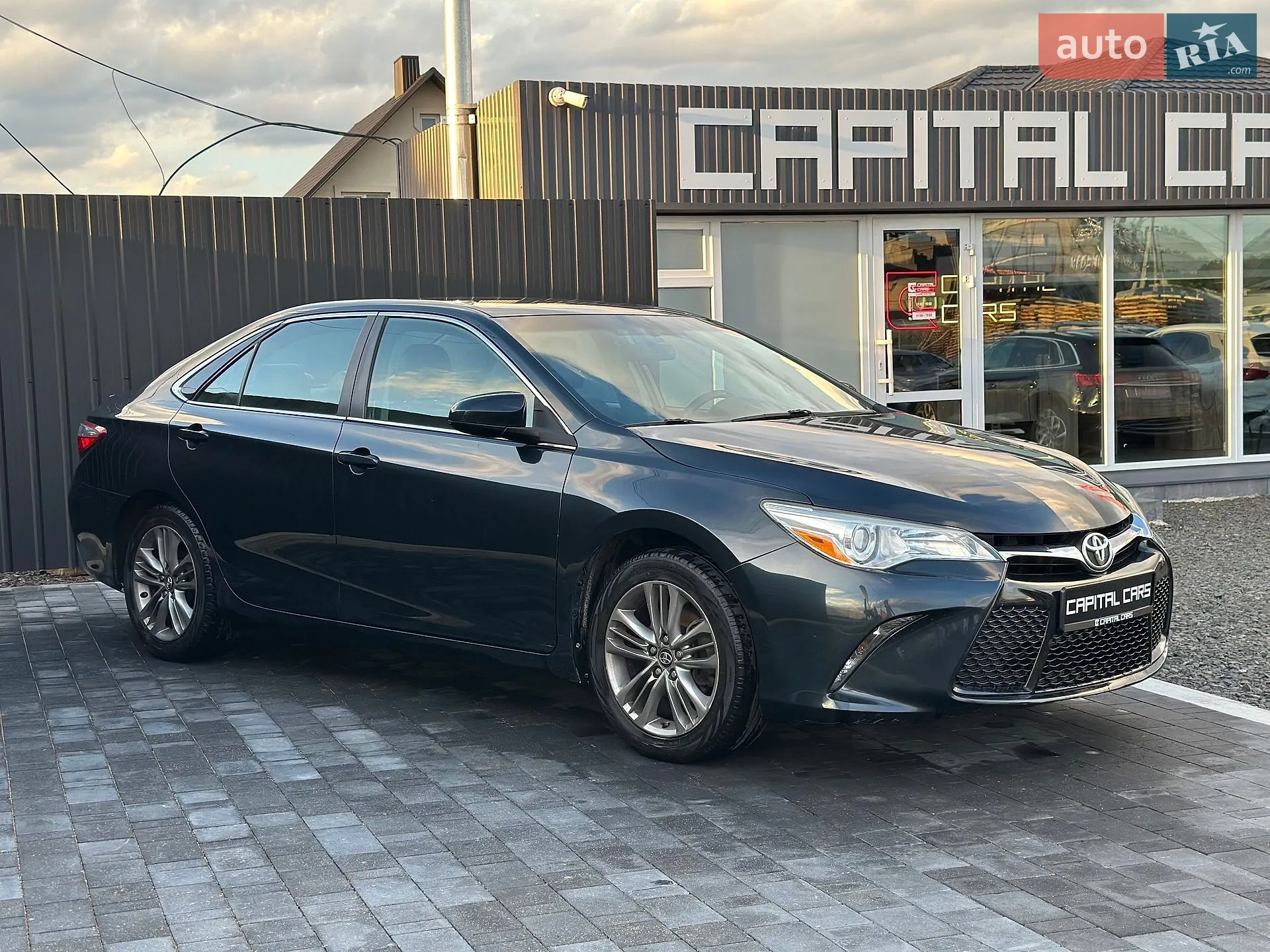 2016 Toyota Camry - мініатюра 4