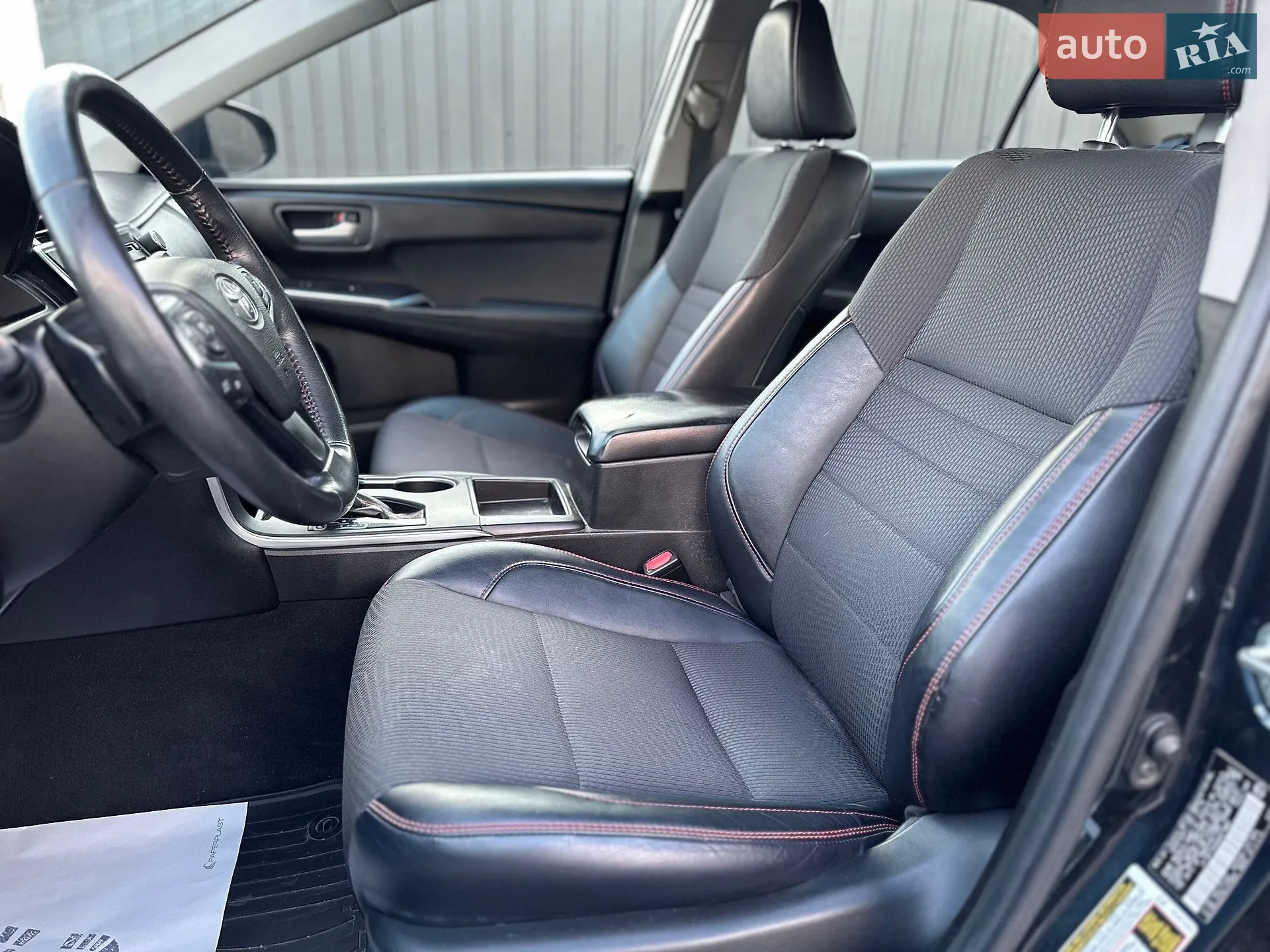 2016 Toyota Camry - мініатюра 11