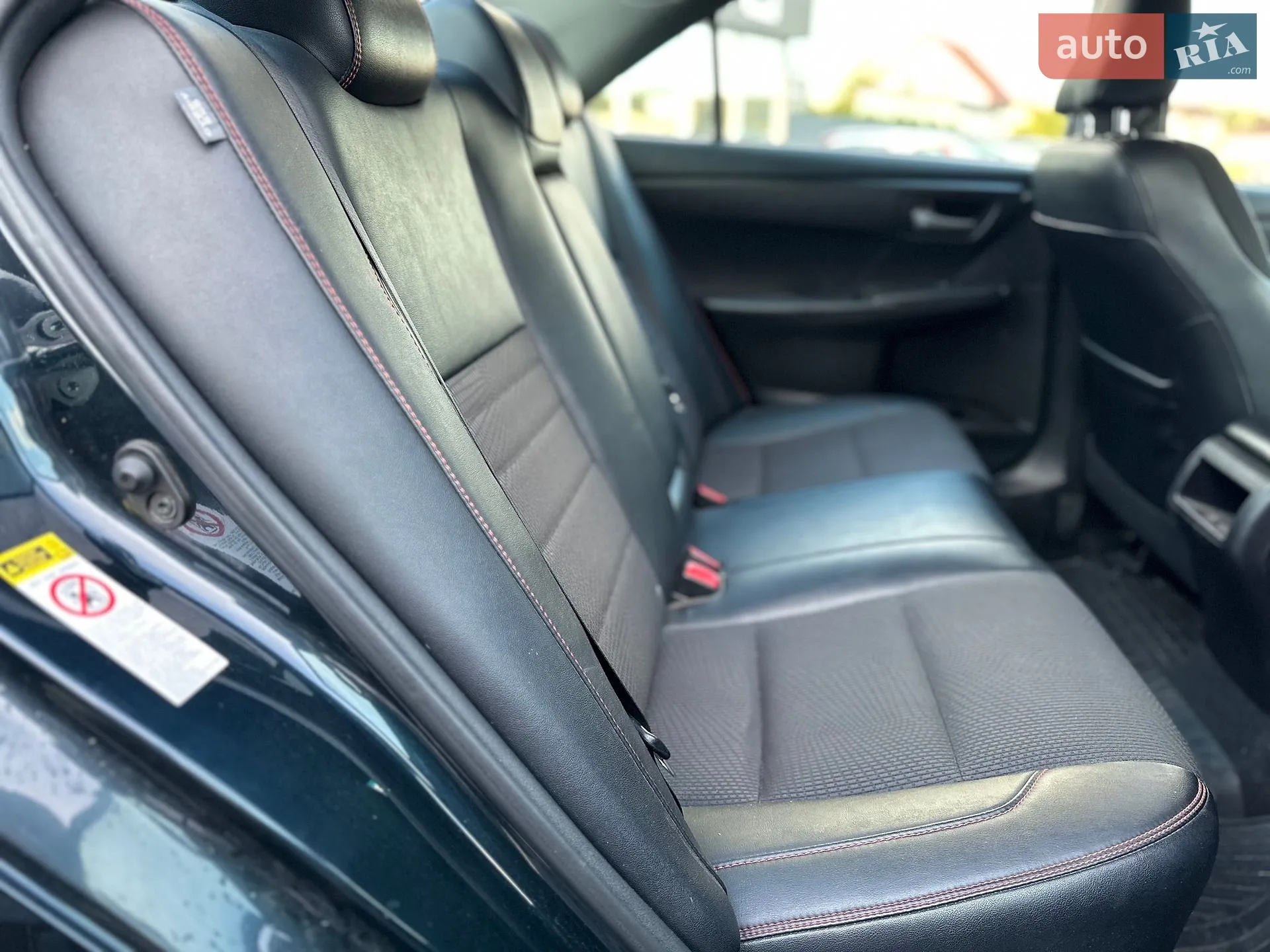 2016 Toyota Camry - мініатюра 15