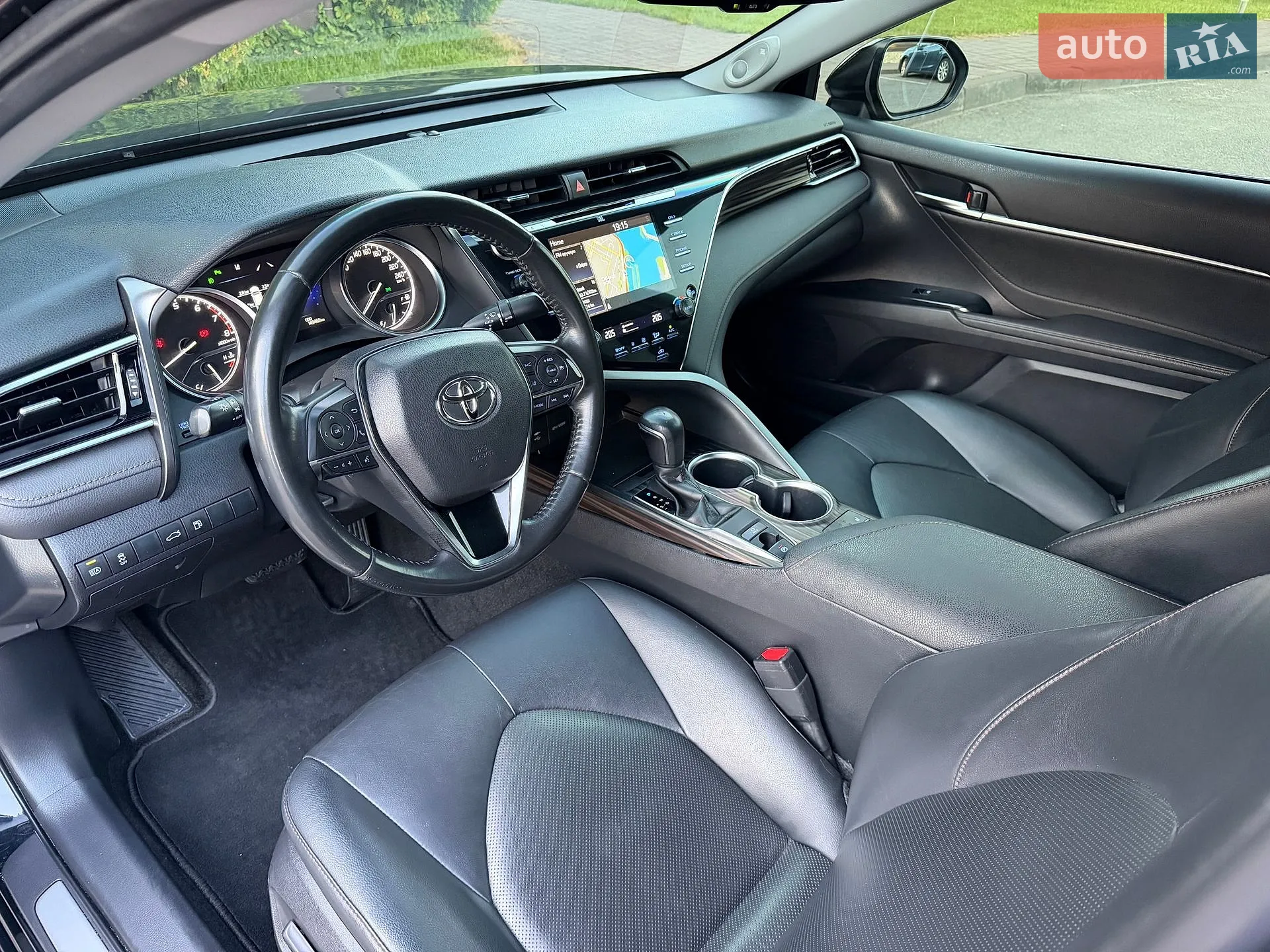 2018 Toyota Camry - мініатюра 14