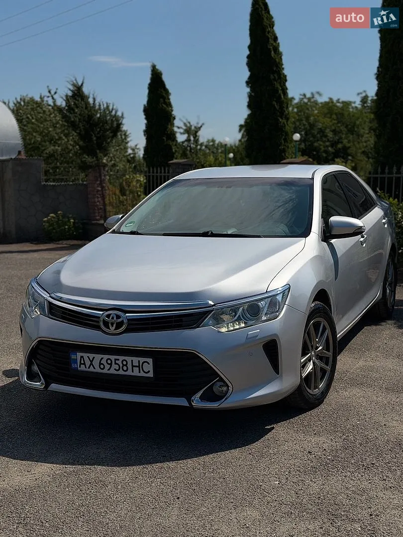 2015 Toyota Camry - мініатюра 2