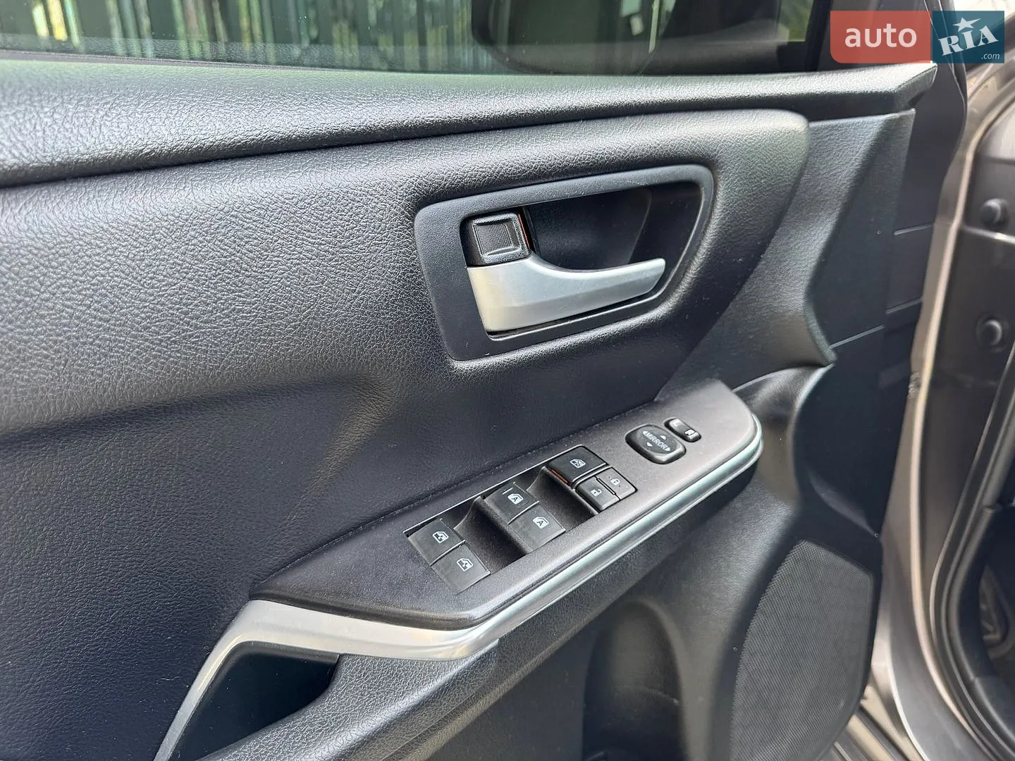 2016 Toyota Camry - мініатюра 14