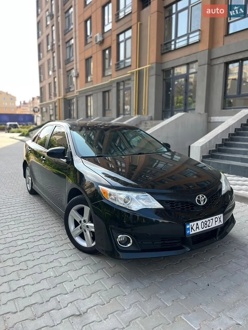 2014 Toyota Camry - мініатюра 4
