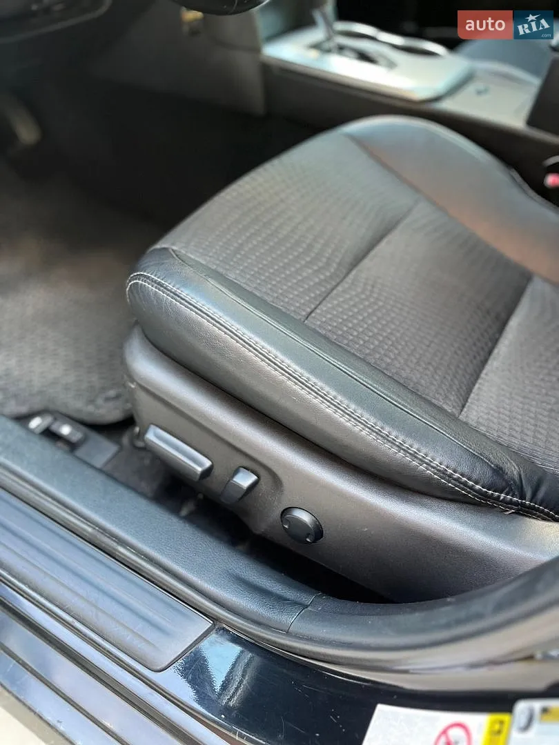 2014 Toyota Camry - мініатюра 11