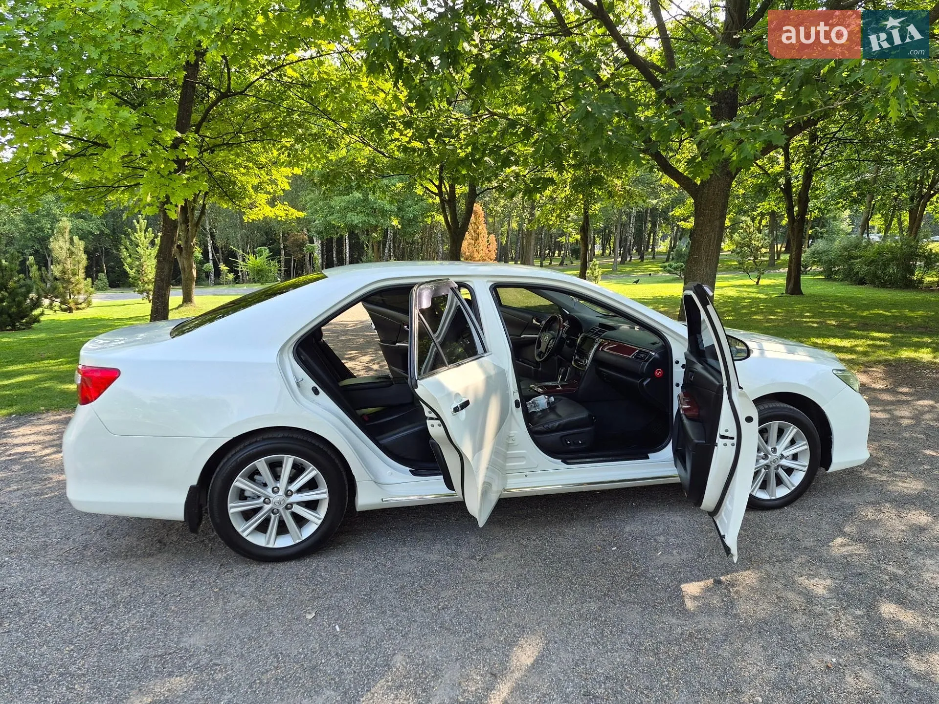 2011 Toyota Camry - мініатюра 16