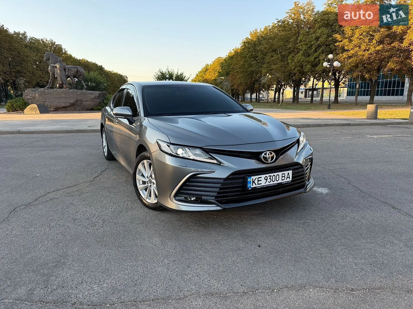 2023 Toyota Camry - фото 1