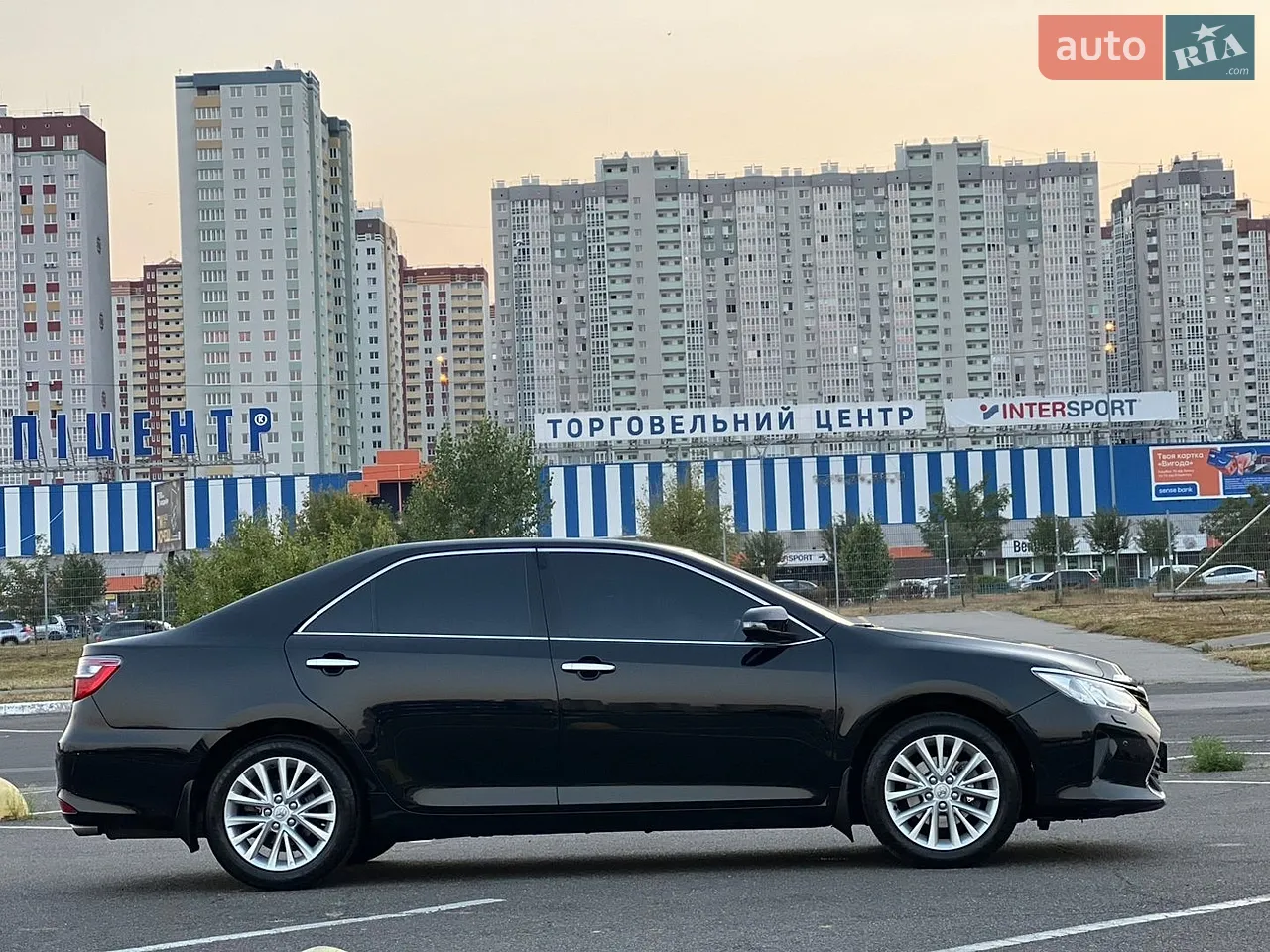 2014 Toyota Camry - мініатюра 19