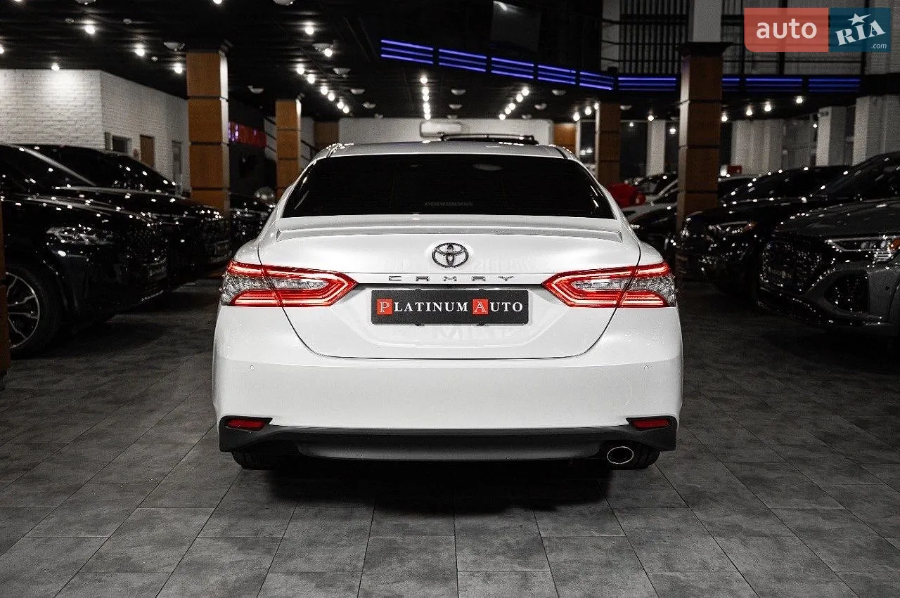 2018 Toyota Camry - мініатюра 5