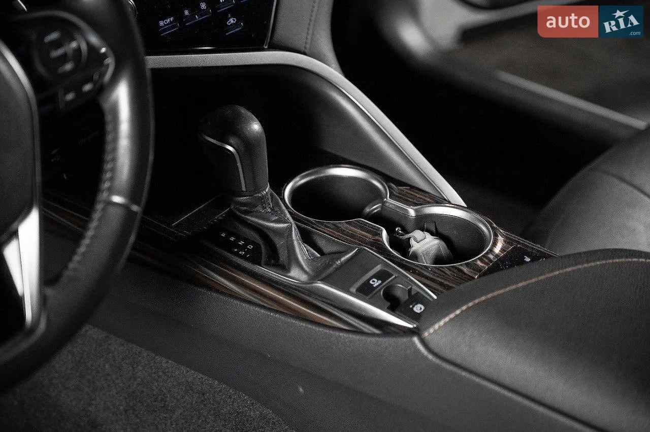 2018 Toyota Camry - мініатюра 15