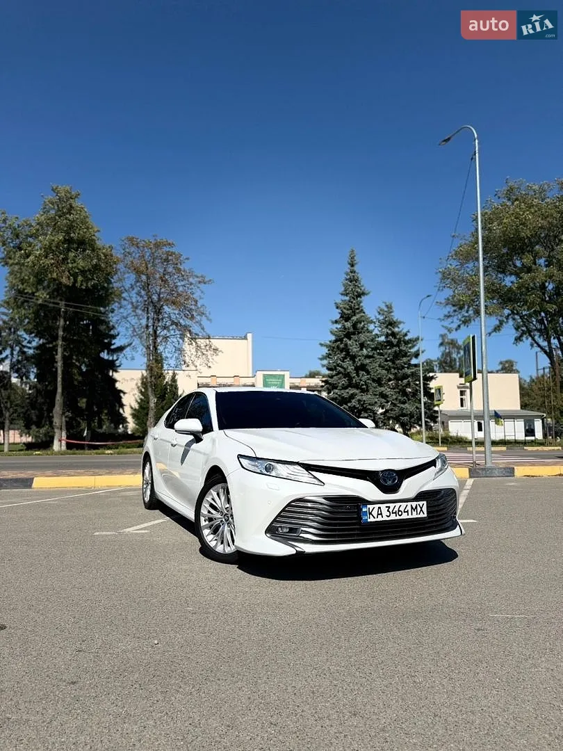 2019 Toyota Camry - мініатюра 3