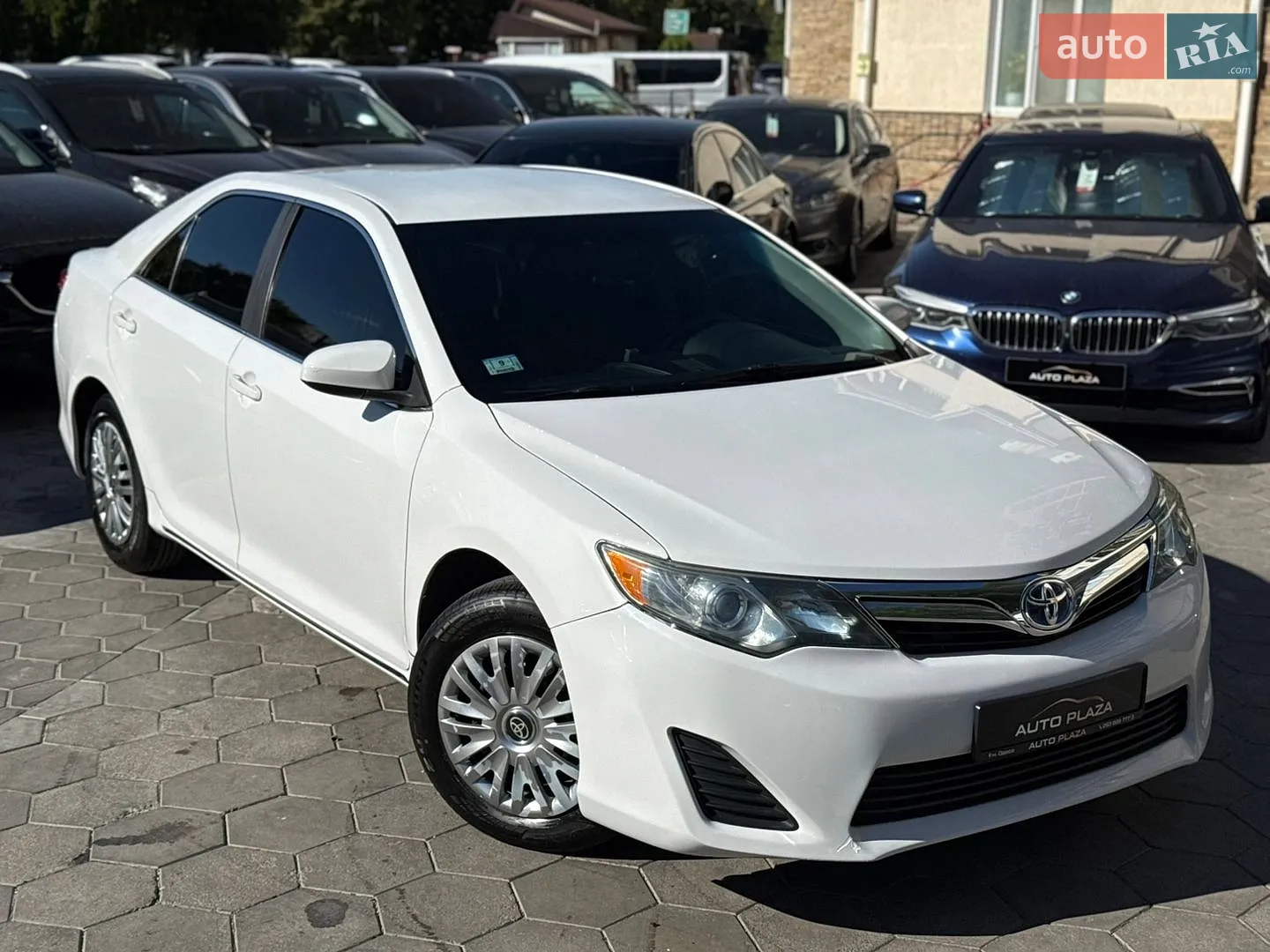 2013 Toyota Camry - мініатюра 10