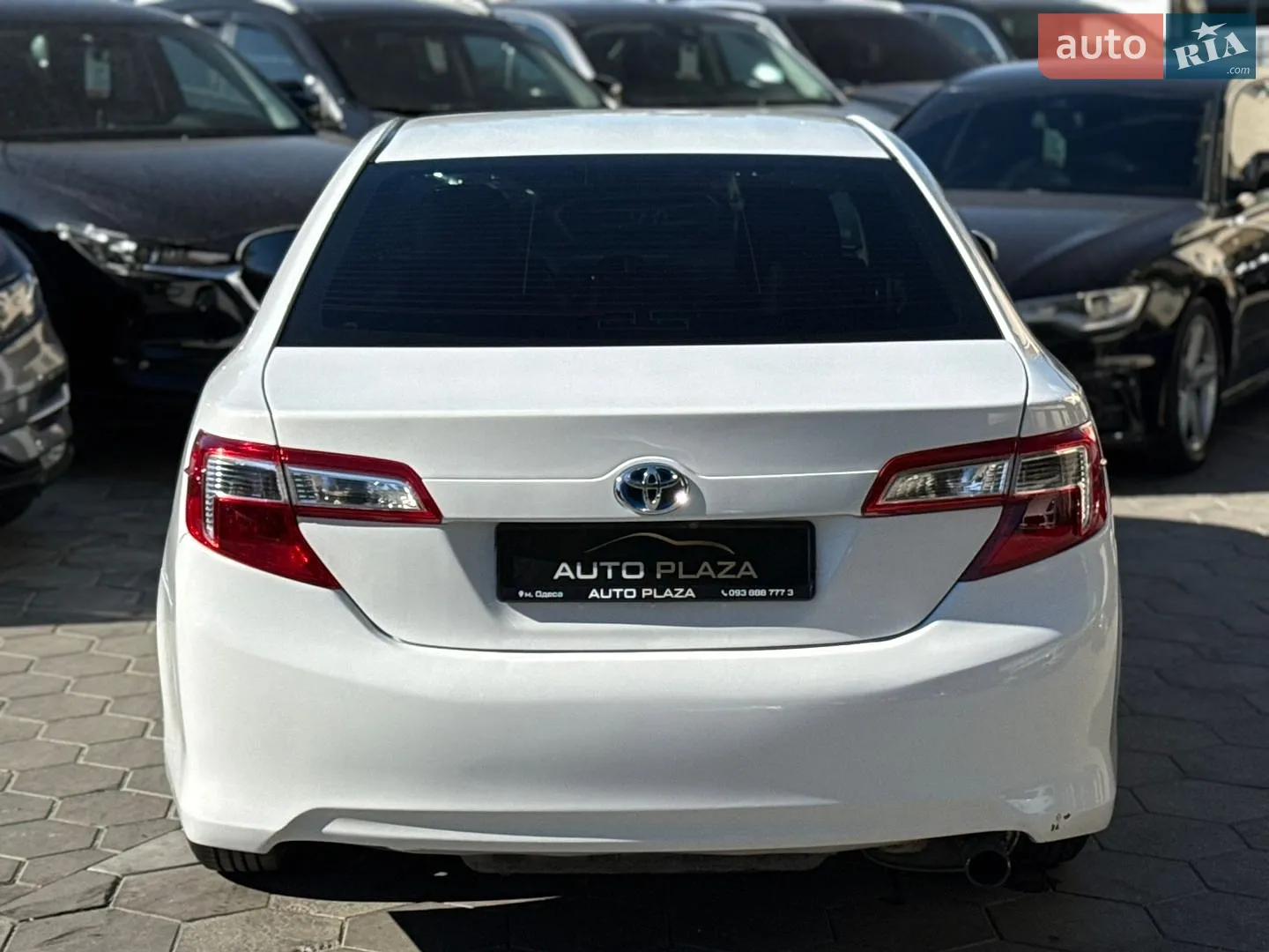 2013 Toyota Camry - мініатюра 19
