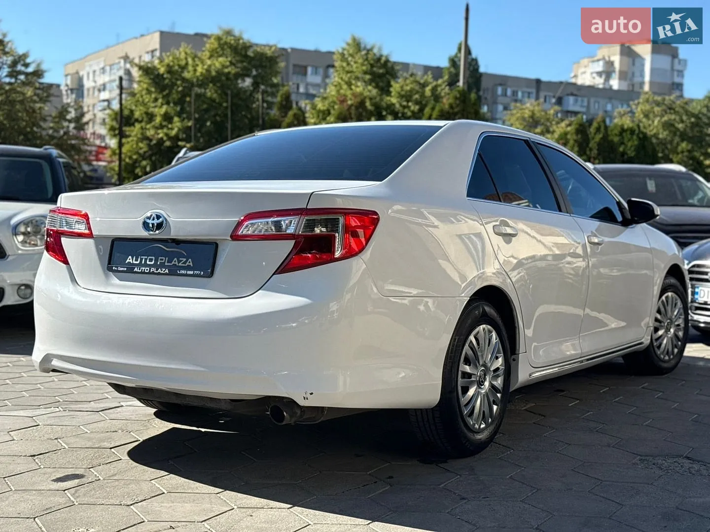 2013 Toyota Camry - мініатюра 17