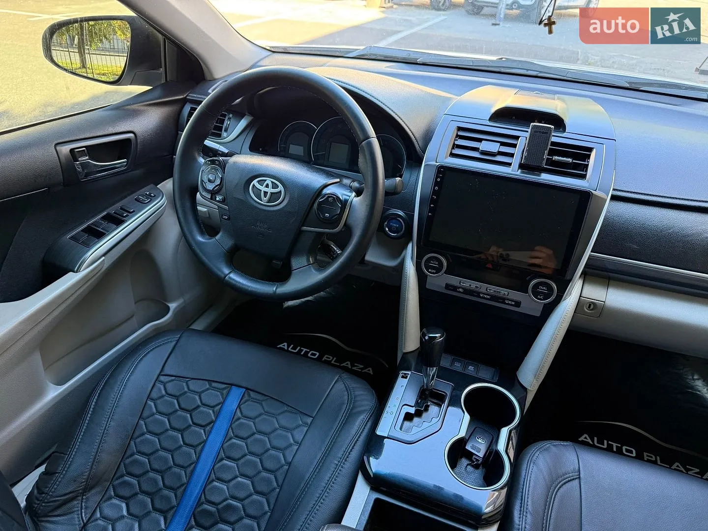 2013 Toyota Camry - мініатюра 27