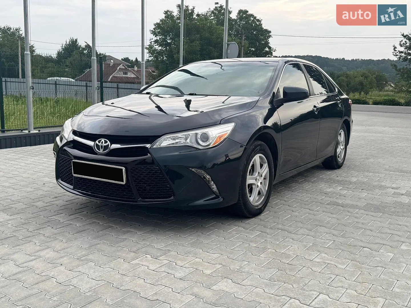 2015 Toyota Camry - фото 1