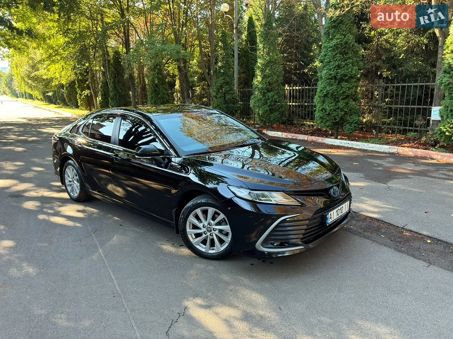 2022 Toyota Camry - мініатюра 3