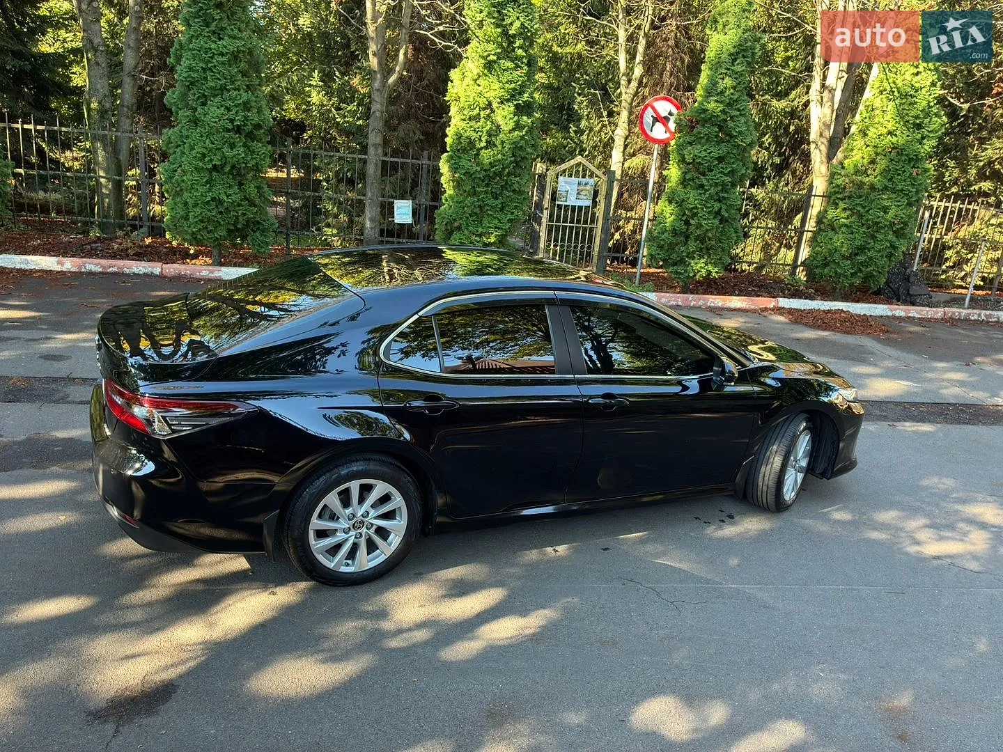 2022 Toyota Camry - мініатюра 8