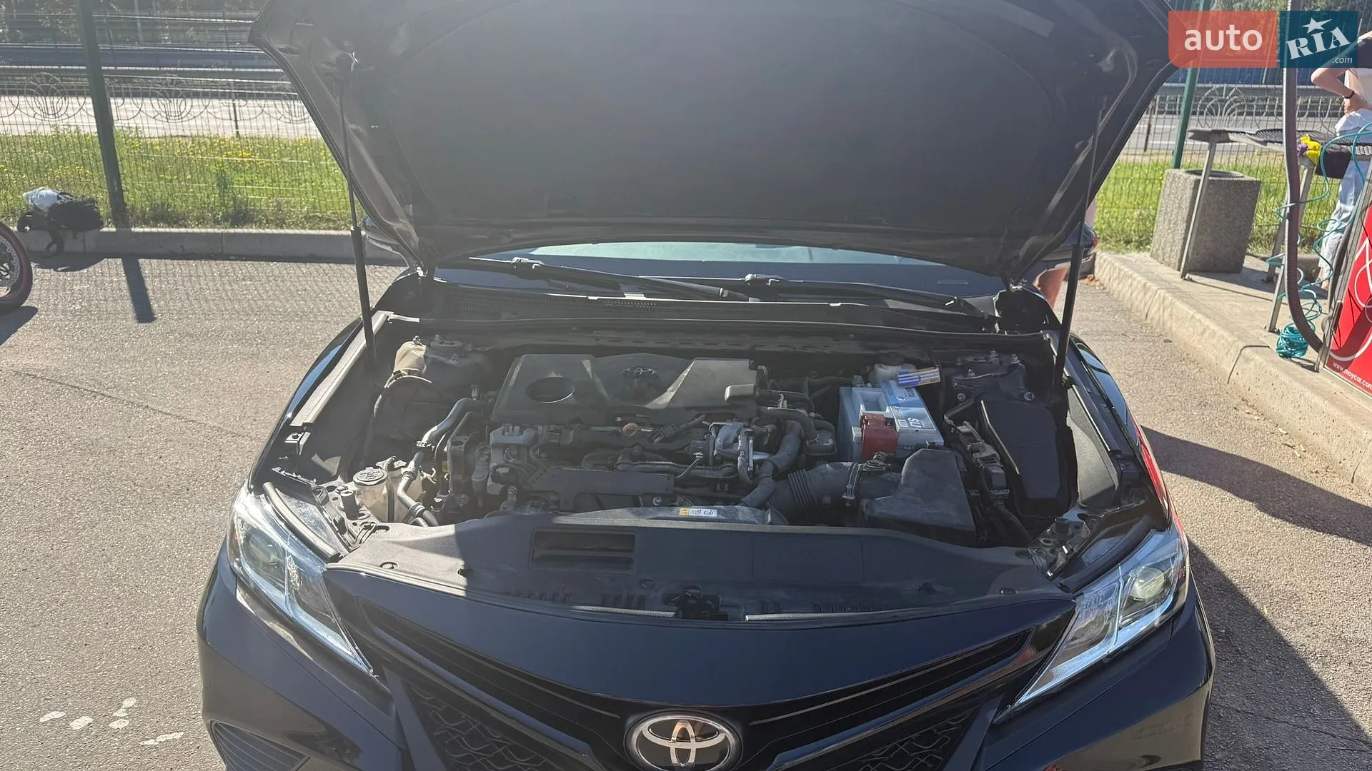 2018 Toyota Camry - мініатюра 4