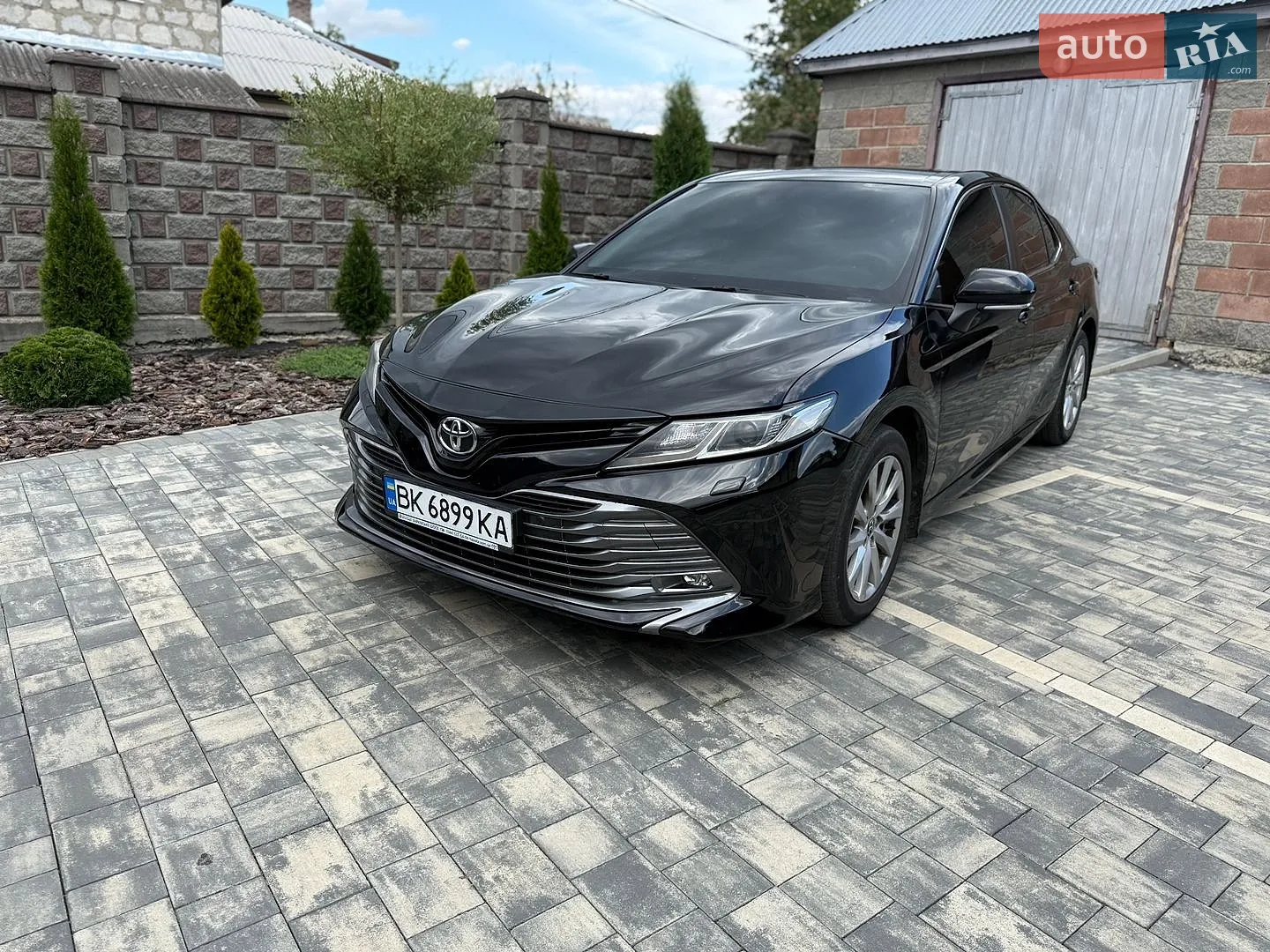 2019 Toyota Camry - мініатюра 2